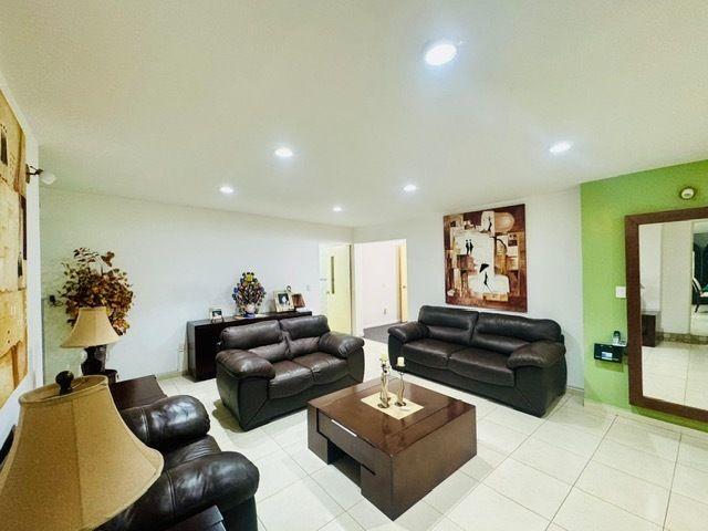 Casa en Venta o Renta en el Fracc. Paseo de Santa María, Cuautitlán