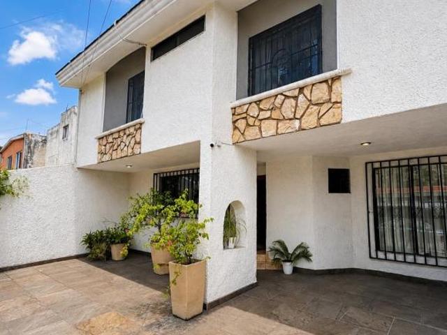 Casa en Venta o Renta en Eucalipto Vallarta