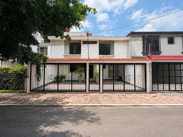 casa en venta o renta en eucalipto vallarta