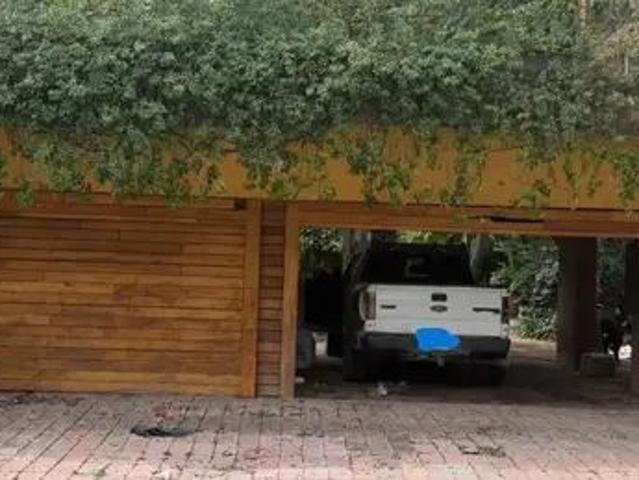 Casa en venta o renta en Jardines del Bosque, Guadalajara, Jalisco