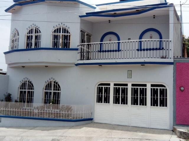 casa en venta o renta en la burocratica