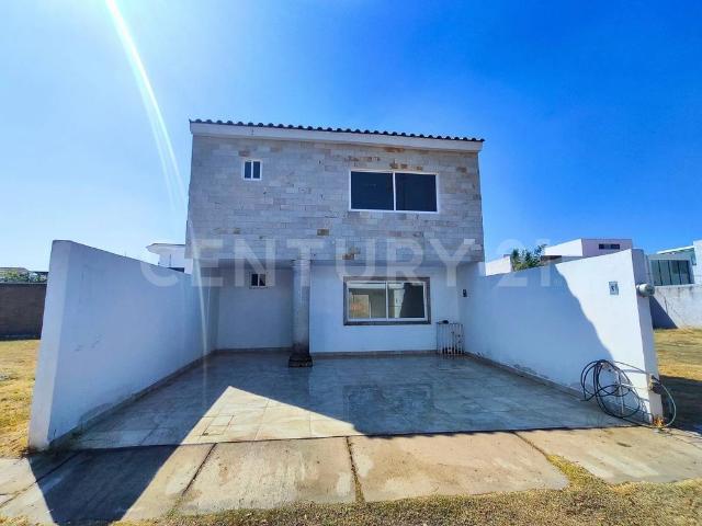 Casa en Venta o Renta en Mayorazgo Santa Lucia DV 6C617