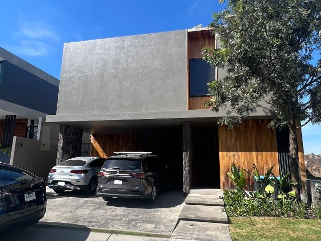 Casa en Venta o renta en Puerta Las Lomas