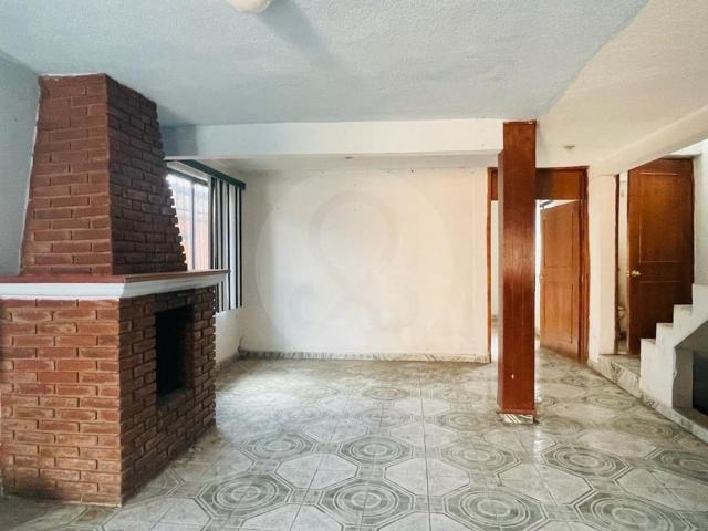 CASA EN VENTA o RENTA EN TOLUCA