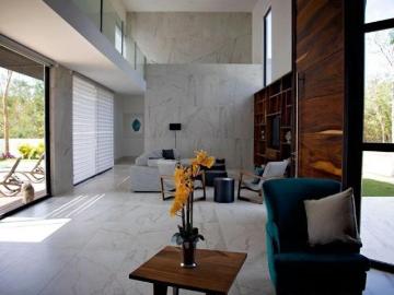 Casa en Venta o Renta en Yucatán Country Club en privada Cutzam