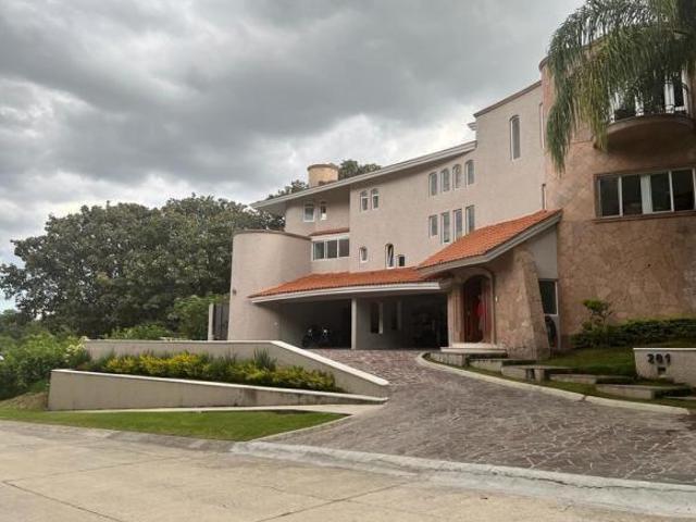 Casa en venta o renta Fraccionamiento el Palomar, Tlajomulco de Zúñiga