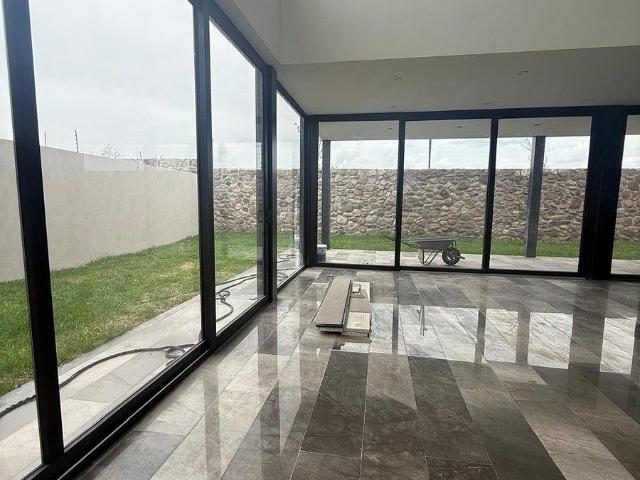 Casa en venta o renta Lomas Norte