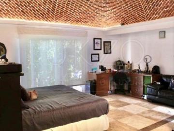 Casa en venta o renta muy amplia amueblada Reforma Cuernavaca alberca y jardín