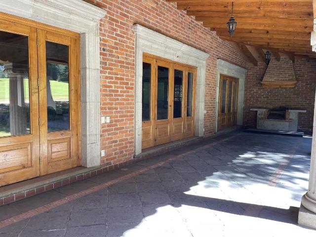 Casa en Venta o Renta Sobre Campo de golf
