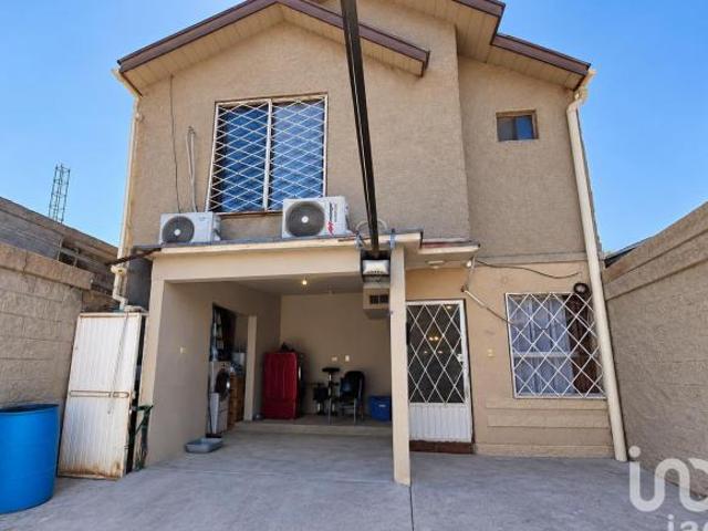Casa en Venta Oasis Revolución