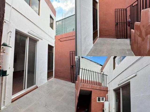 CASA EN VENTA OBLATOS GUADALAJARA