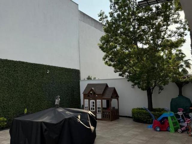 CASA EN VENTA OLINCA