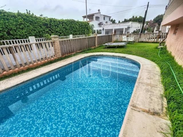 Casa en venta Oliva