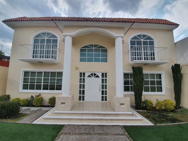 CASA EN VENTA Optunidad ZONA RESIDENCIAL