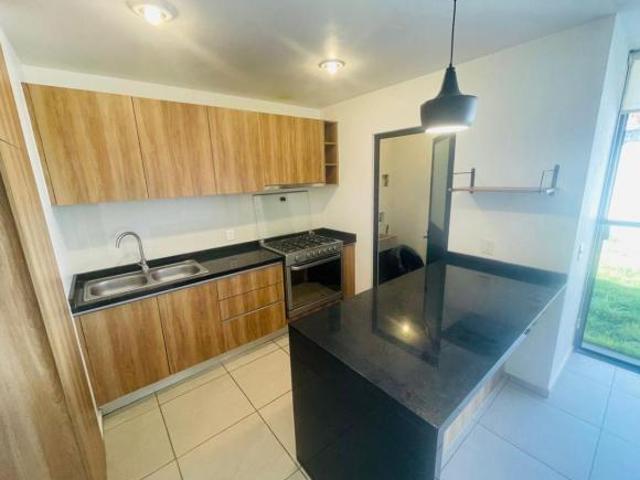 LINDA CASA EN VENTA ÁUREA RESIDENCIAL VASARI CON TERRENO EXCEDENTE TOLUCA A 45 min CDMX