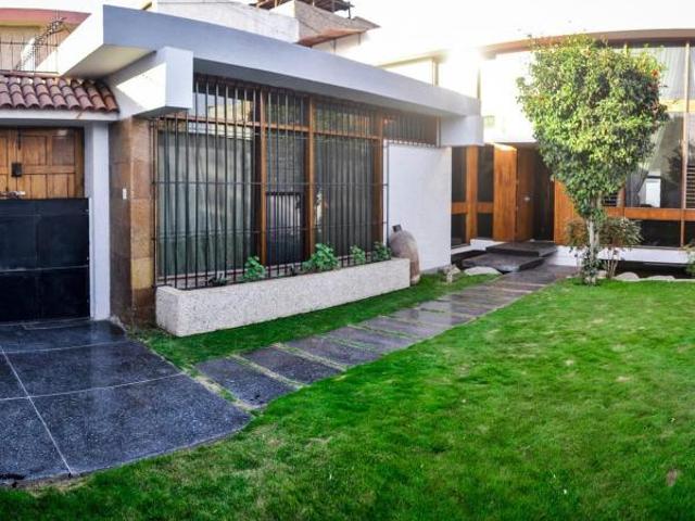 Casa en Venta Av Conde de Nieva Ica