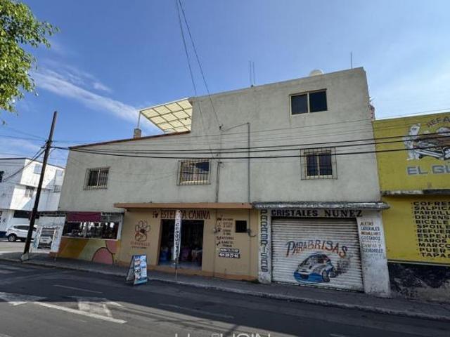 Casa en VENTA. Av. Del Trabajo, esquina Diagonal Emiliano Zapata. Salamanca, Gto