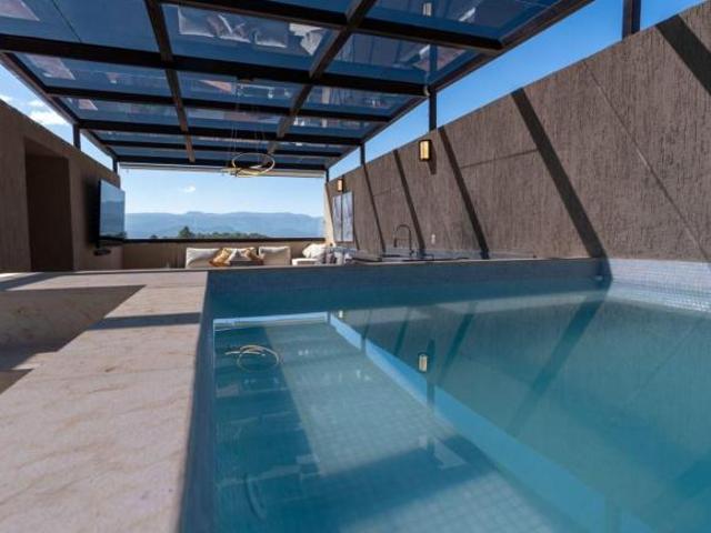 Casa en Venta, Valle de Bravo