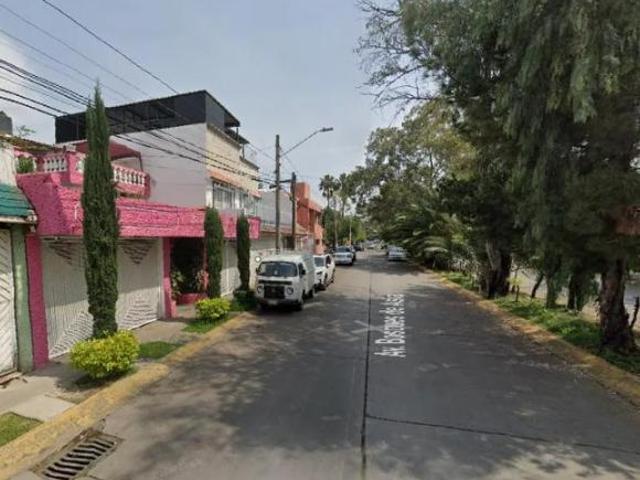 Casa en venta Avenida Bosques De Asia, Bosques De Aragon, Ciudad Nezahualcóyotl, Estado De México, M