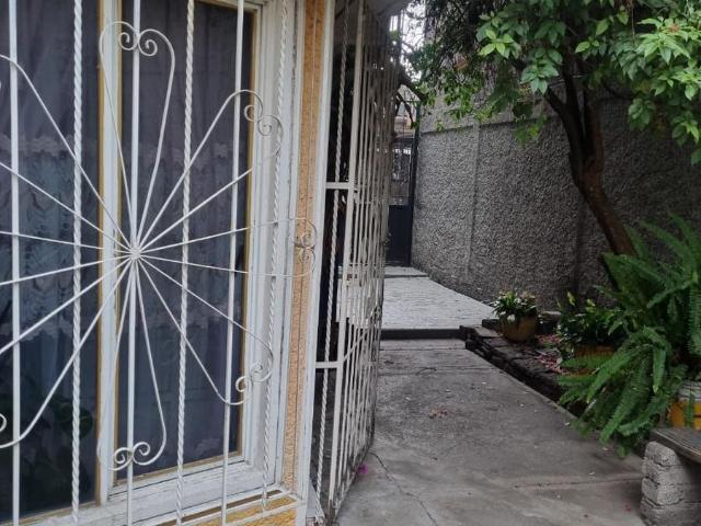 Casa en Venta a 3 cuadras del metro Ecatepec