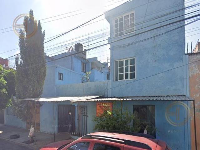 Casa en Venta a 3 min de Metro Misterios y 10 min de Plaza Tepeyac