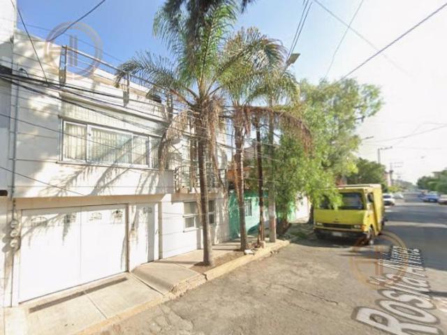 Casa en Venta a 10 min de Plaza Neza