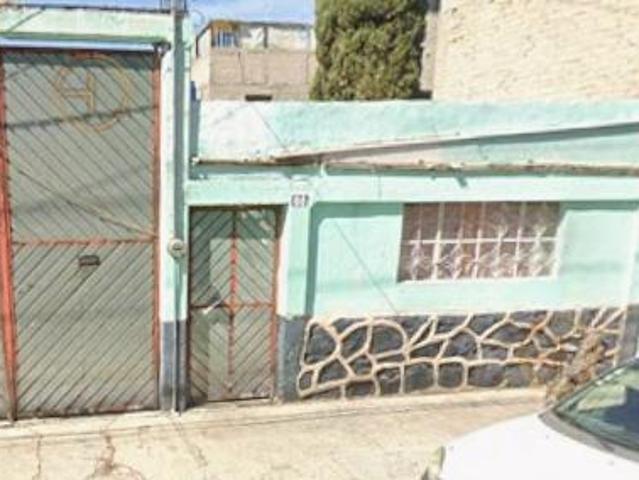 Casa en Venta a 10 min de Plaza Neza