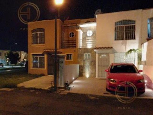 Casa en Venta a 11 min de Multiplaza del Valle