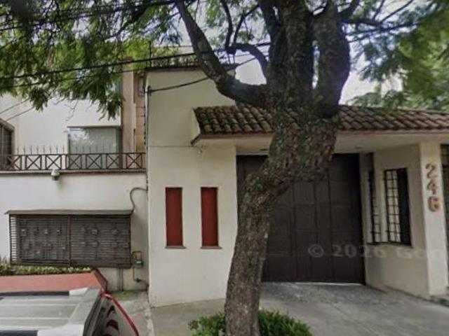 Casa en Venta a 11 min de Plaza Oasis