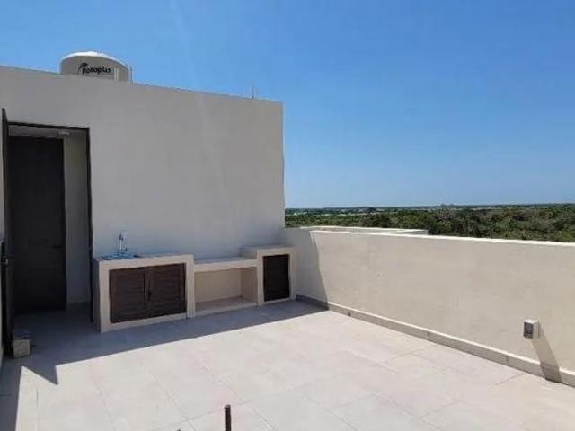 CASA EN VENTA A 150 METROS DEL MAR EN LA PLAYA DE SAN BENITO, YUCATAN
