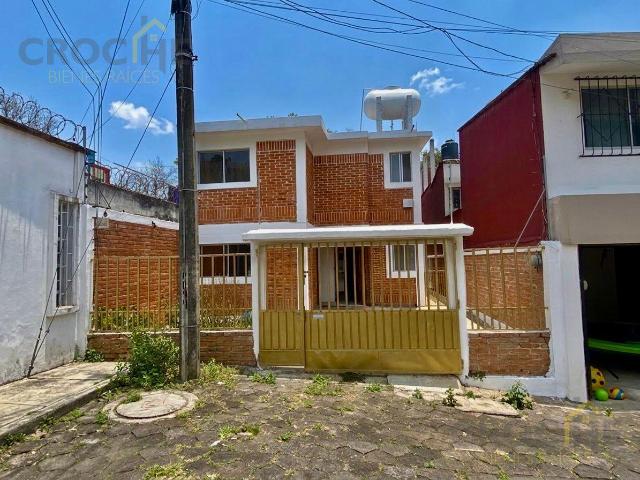 CASA EN VENTA A 1 CUADRA DE AV. AM?RICAS, XALAPA VERACRUZ