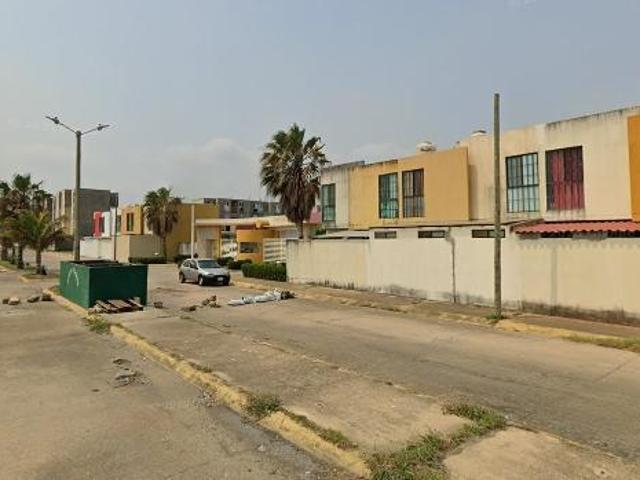 Casa en Venta a 20 min de Playa Coatza