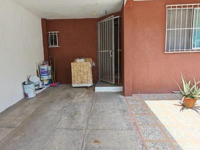 CASA EN VENTA A 5 MINUTOS DE PLAZA CRYSTAL EN CORDOBA, VER