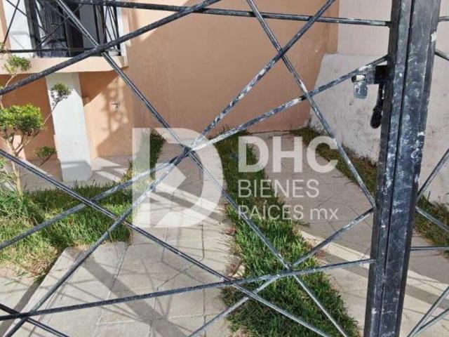 CASA EN VENTA A 8 MINUTOS DEL CENTRO DE CÓRDOBA