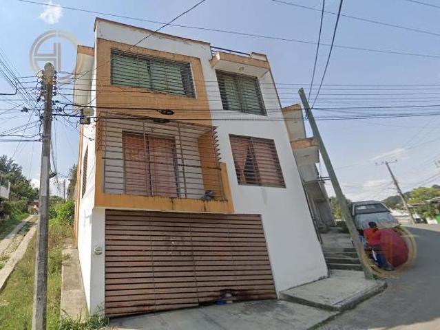 Casa en Venta a 8 min de Plaza Museo Crystal