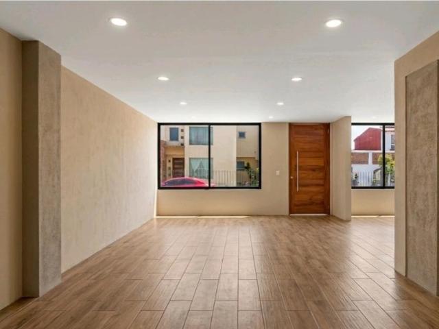 CASA EN VENTA ?A AURORA 1