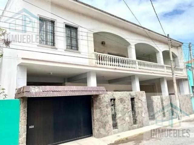 Casa en Venta | A media cuadra del Mar |Ricardo Flores Magón | Veracruz