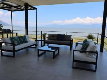 CASA EN VENTA A PIE DEL LAGO DE CHAPALA TUXCUECA JALISCO