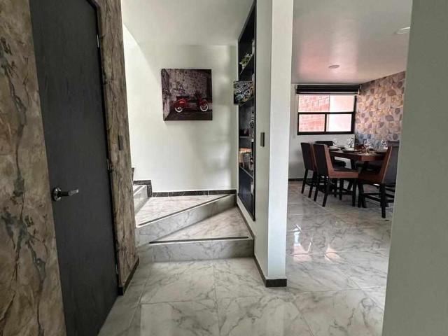 Casa en venta a una calle de r?o de las avenidas Pachuca, Hgo