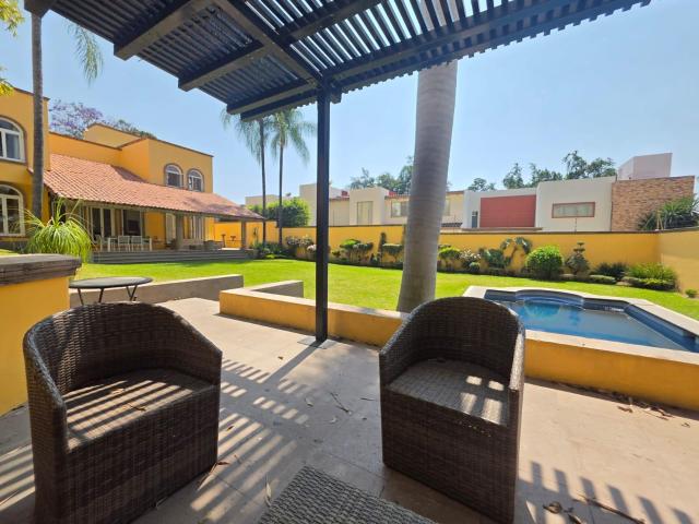 CASA EN VENTA ACAPANTZINGO