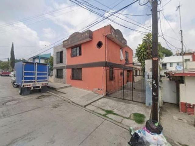 CASA EN VENTA, ADJUDICADA, EN 10 DE MAYO, XALAPA, VERACRUZ