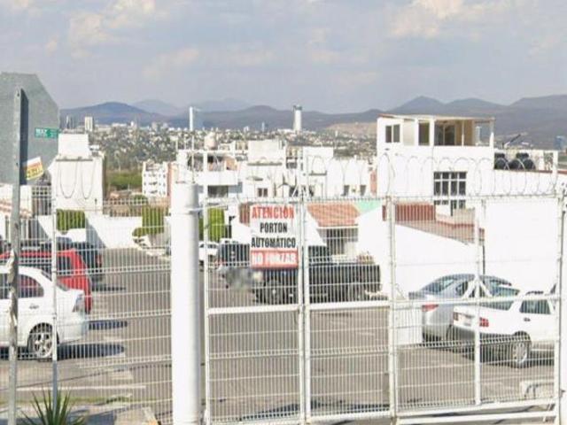 Casa En Venta, Adjudicada, En Santiago De Querétaro, Querétaro ADR