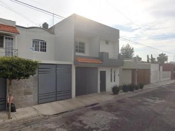 CASA EN VENTA AEDUL LAS FUENTES ZAMORA MICHOACAN