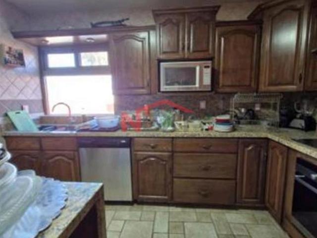CASA EN VENTA AL NORTE CON ALBERCA