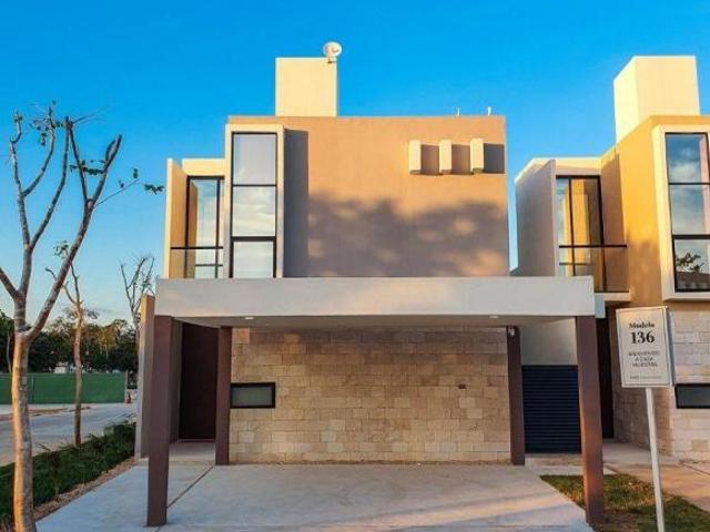 CASA EN VENTA AL NORTE DE MÉRIDA EN CONKAL