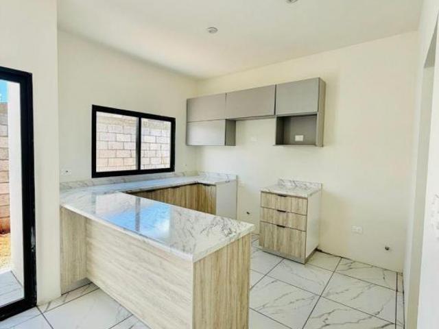 CASA EN VENTA AL NORTE DE LA CIUDAD EN FRACCIONAMIENTO ANGELES