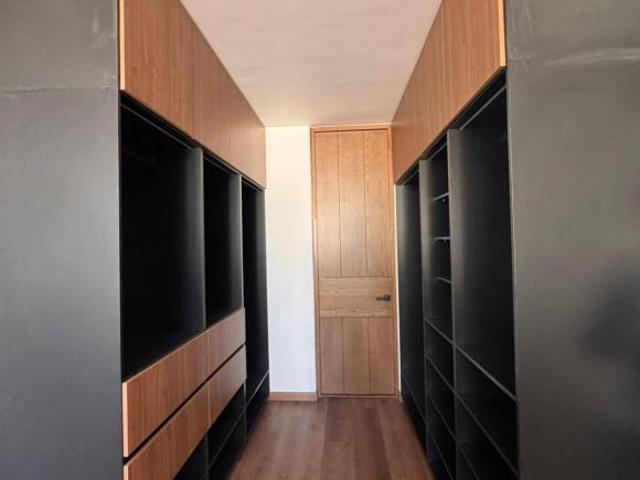 CASA EN VENTA AL NORTE EN RINCONADA DE LOS MEZQUITES