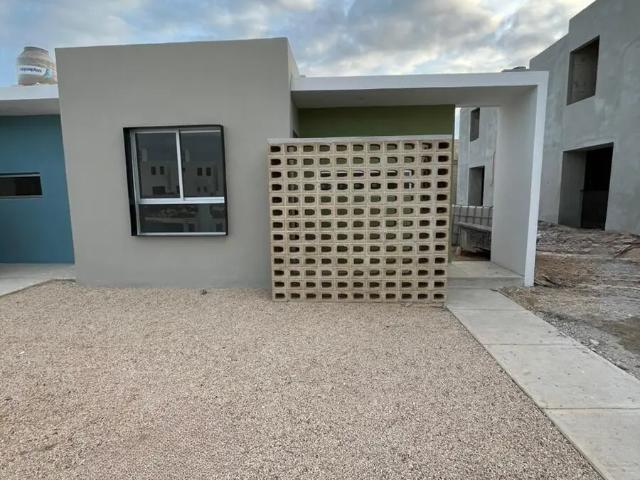 Casa en venta al oriente de merida fraccionamiento palmas