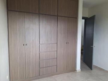 CASA EN VENTA AL PONIENTE DE LA CIUDAD