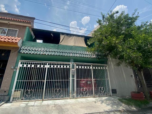 Casa en venta al Poniente de Saltillo